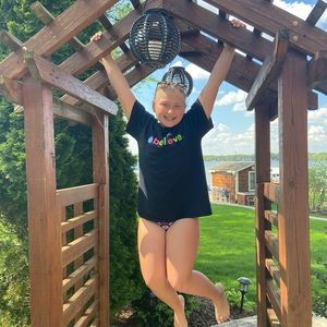 Meet your Posher, Kendra